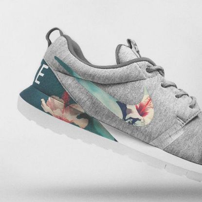 Изображение Nike Floral Roshe Customized Running Shoes